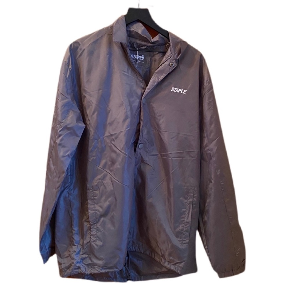 STAPLE LIMITED EDITION WINDBREAKER, SILVER NWT